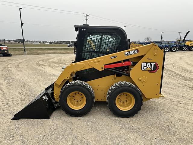Image of Caterpillar 236D3 equipment image 1