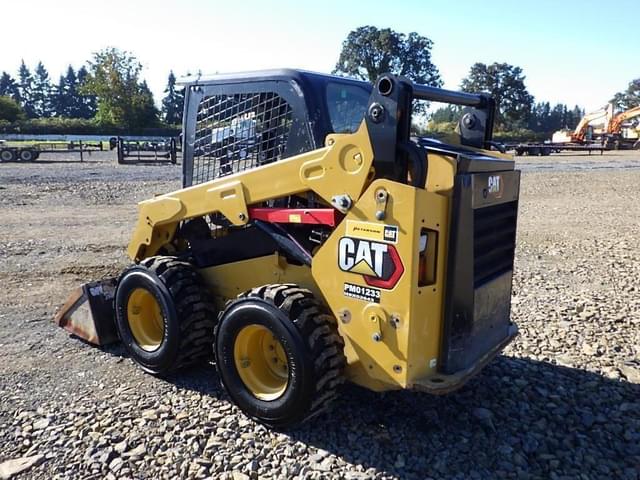 Image of Caterpillar 242D3 equipment image 4