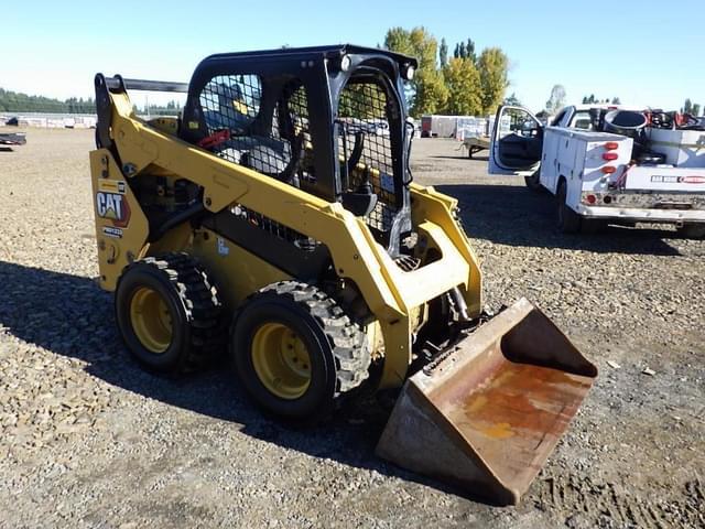 Image of Caterpillar 242D3 equipment image 1