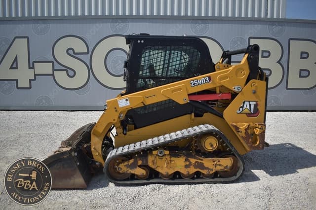 Image of Caterpillar 259D3 equipment image 2