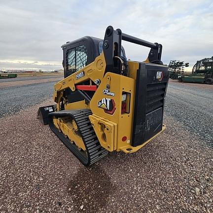 Image of Caterpillar 259D3 equipment image 3