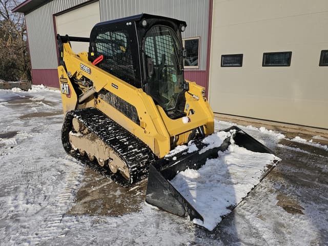 Image of Caterpillar 259D3 equipment image 2
