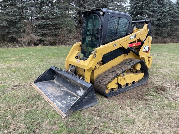 Image of Caterpillar 259D3 equipment image 2