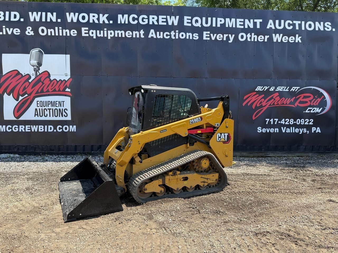 2023 Caterpillar 259D3 Equipment Image0