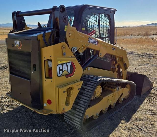 Image of Caterpillar 259D3 equipment image 4