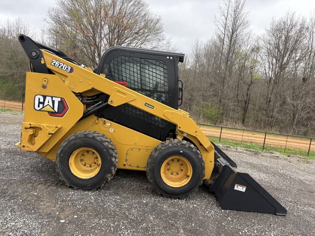 Image of Caterpillar 262D3 equipment image 2