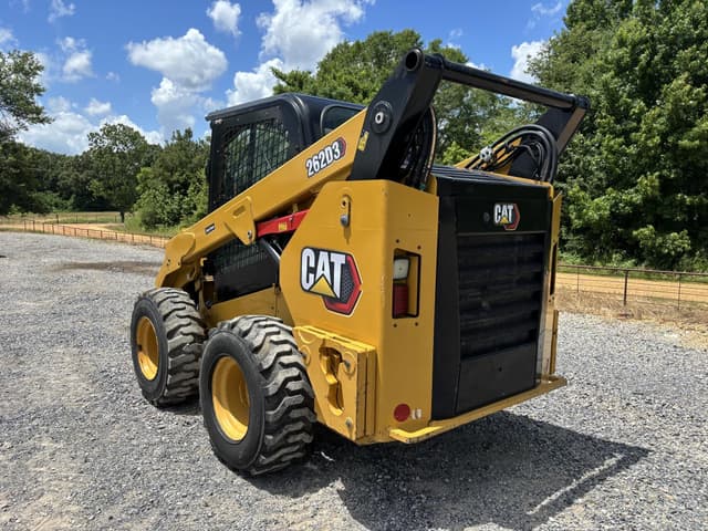 Image of Caterpillar 262D3 equipment image 2