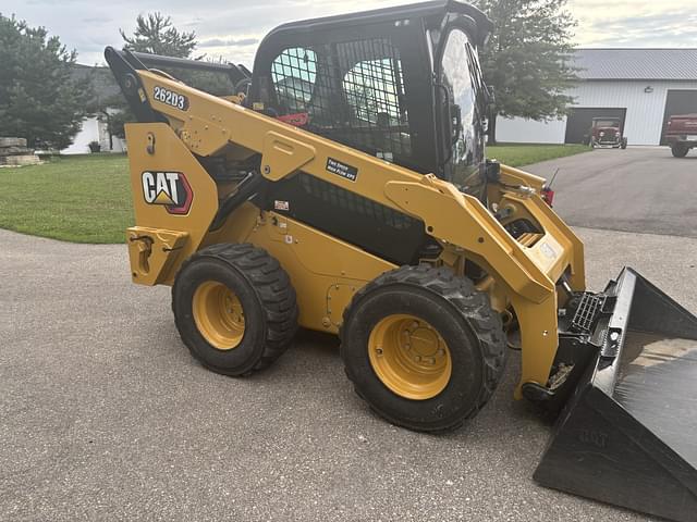 Image of Caterpillar 262D3 equipment image 4