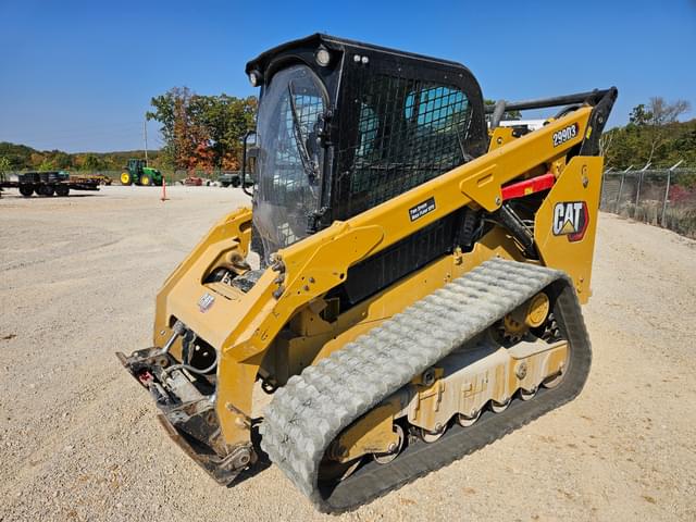 Image of Caterpillar 299D3 equipment image 2