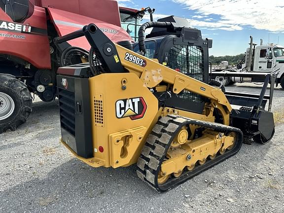 Image of Caterpillar 299D3XE equipment image 2