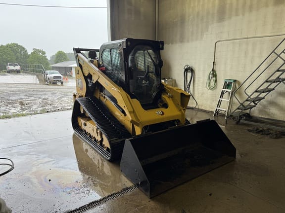 2023 Caterpillar 299D3XE Equipment Image0