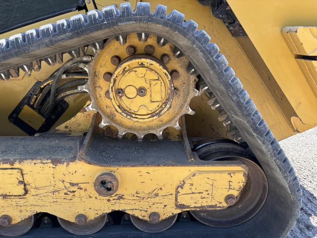 Image of Caterpillar 299D3 equipment image 4