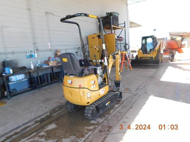 Image of Caterpillar 300.9D equipment image 2