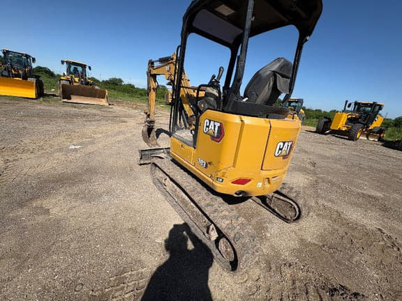 Image of Caterpillar 303CR equipment image 2