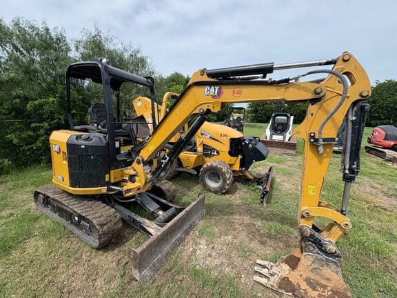 Image of Caterpillar 303CR equipment image 3