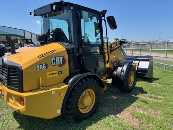 Image of Caterpillar 906 equipment image 3