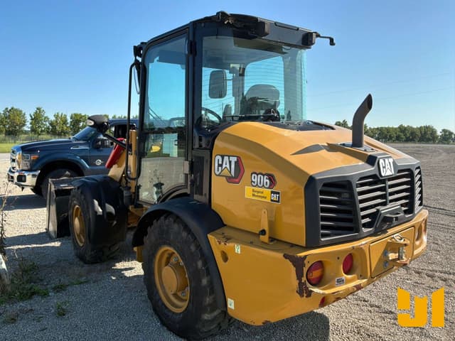Image of Caterpillar 906 equipment image 3