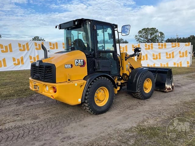 Image of Caterpillar 906 equipment image 4