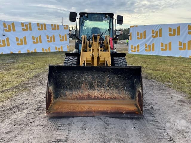 Image of Caterpillar 906 equipment image 1