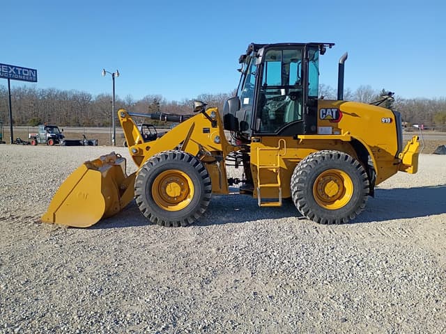 Image of Caterpillar 910 equipment image 2