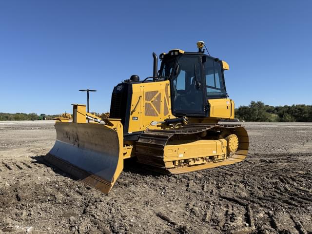 Image of Caterpillar D1 equipment image 1