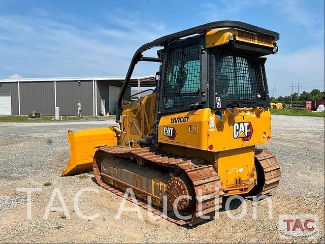 Image of Caterpillar D3 equipment image 2