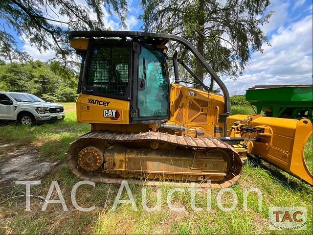 Image of Caterpillar D3 equipment image 4