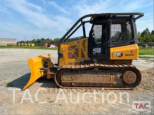Image of Caterpillar D3 equipment image 1
