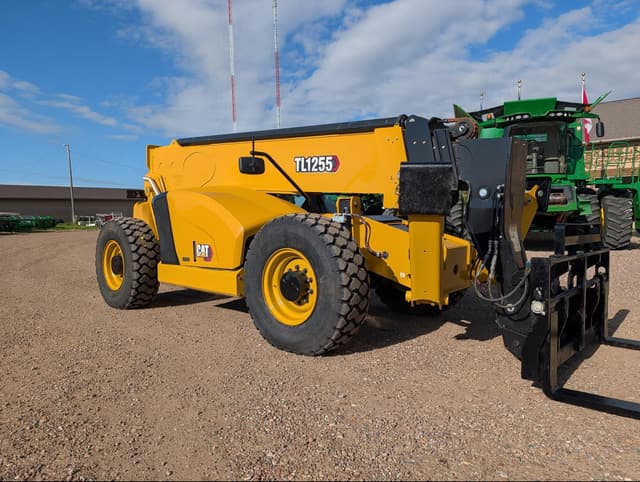 Image of Caterpillar TL1255 equipment image 2