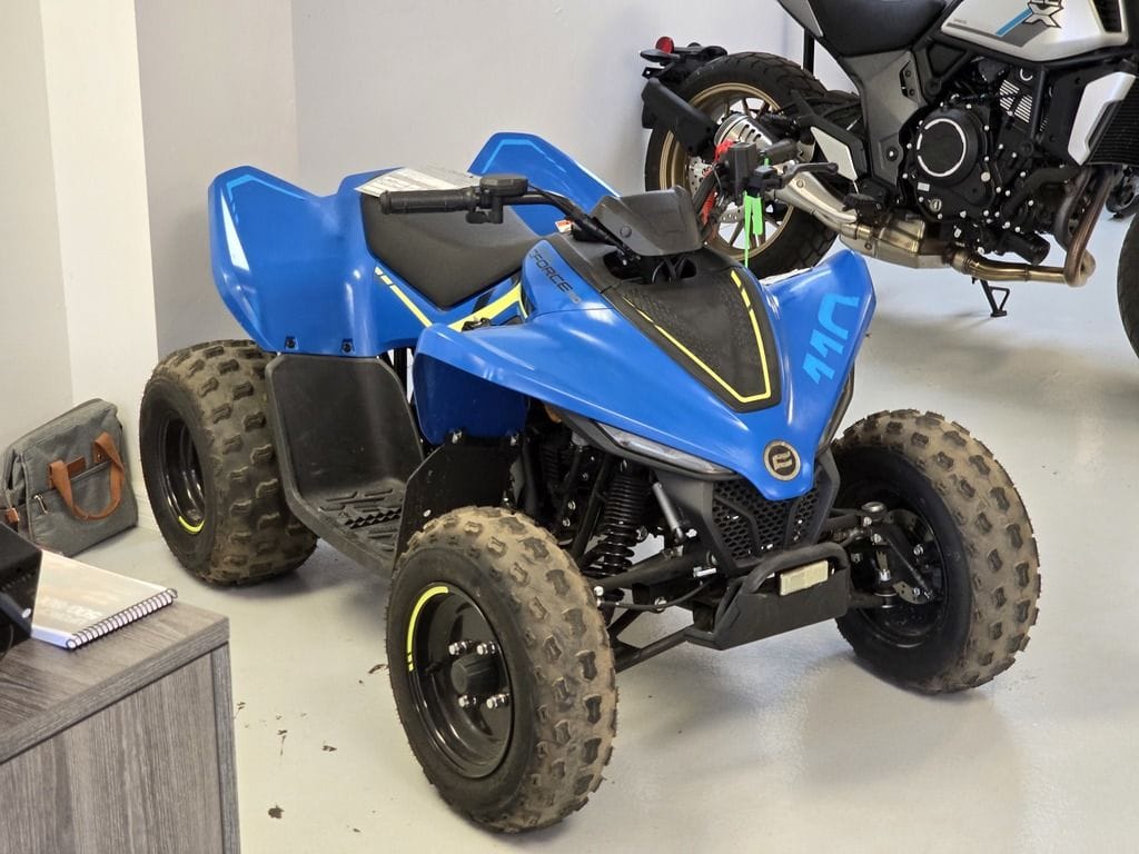 2023 CFMoto CForce 110 Equipment Image0