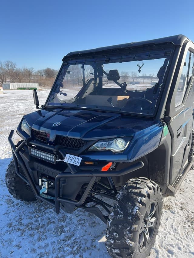 Image of CFMoto UForce 1000 equipment image 2