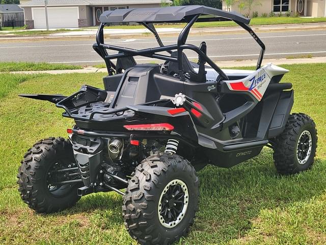 Image of CFMoto ZForce 950 H.O. EX equipment image 3