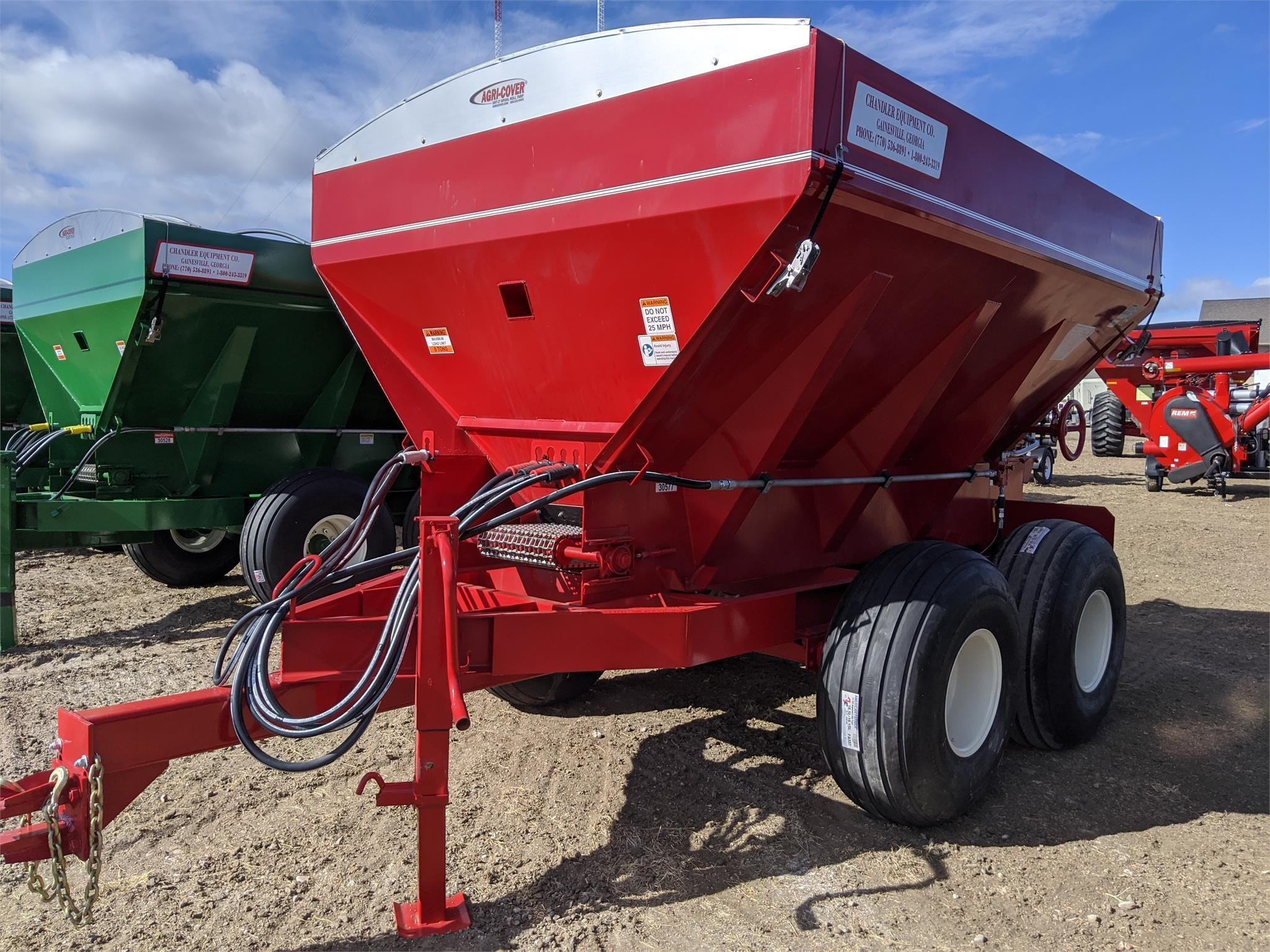 2023 Chandler 20PTT-FT Equipment Image0