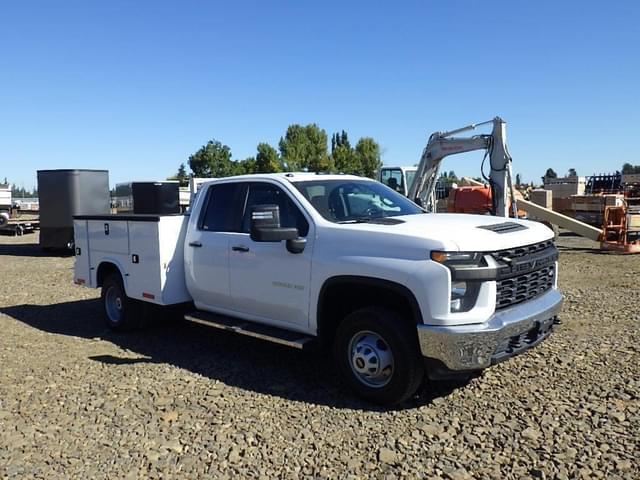 Image of Chevrolet 3500HD equipment image 2