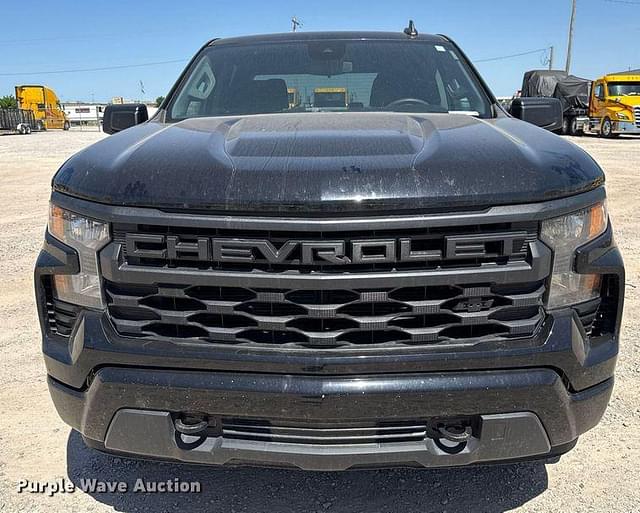 Image of Chevrolet 1500 equipment image 1
