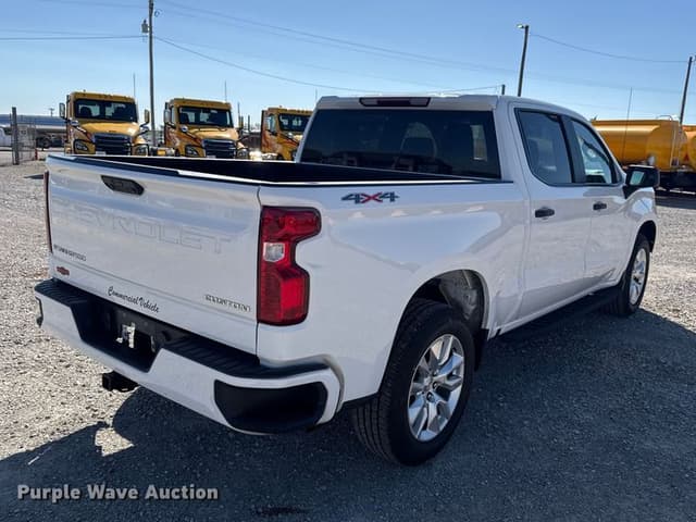 Image of Chevrolet 1500 equipment image 4