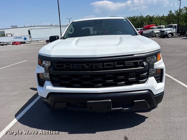 Image of Chevrolet 1500 equipment image 1