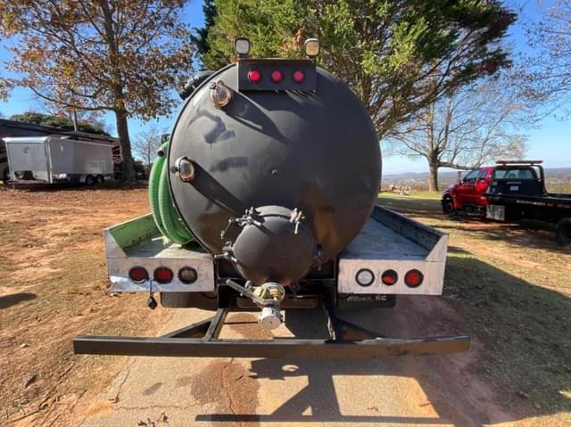 Image of Chevrolet 4500HD equipment image 3