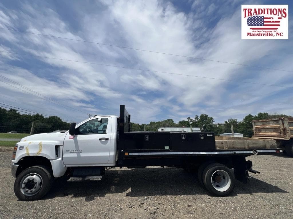 Image of Chevrolet 5500HD Primary image