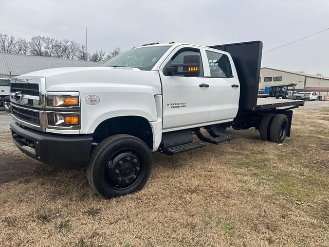 Image of Chevrolet 5500HD equipment image 2