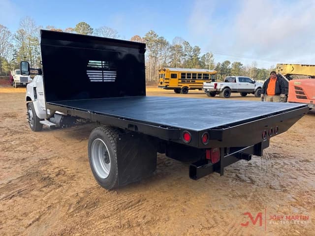 Image of Chevrolet 6500HD equipment image 2