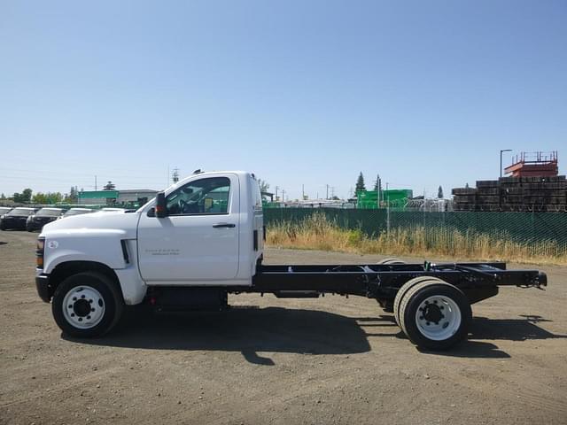 Image of Chevrolet 6500HD equipment image 4
