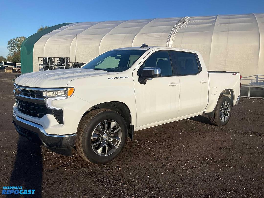 Image of Chevrolet Silverado Primary image