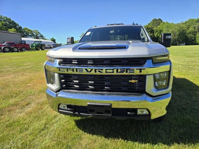 Image of Chevrolet 2500HD equipment image 1