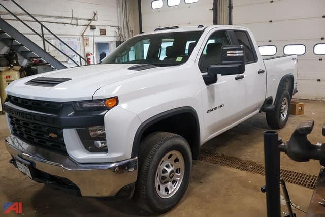 Image of Chevrolet 2500HD equipment image 1