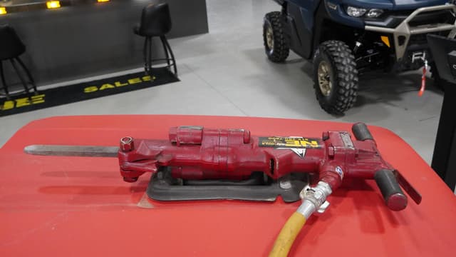 Image of Chicago Pneumatic CPS110 equipment image 4