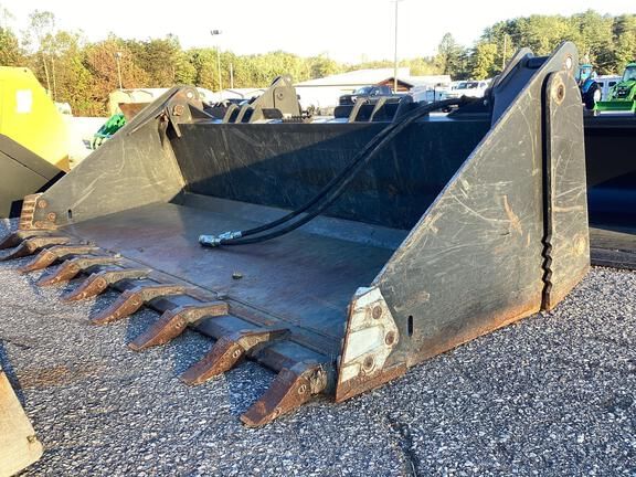 2023 CID Xtreme MP Bucket Equipment Image0