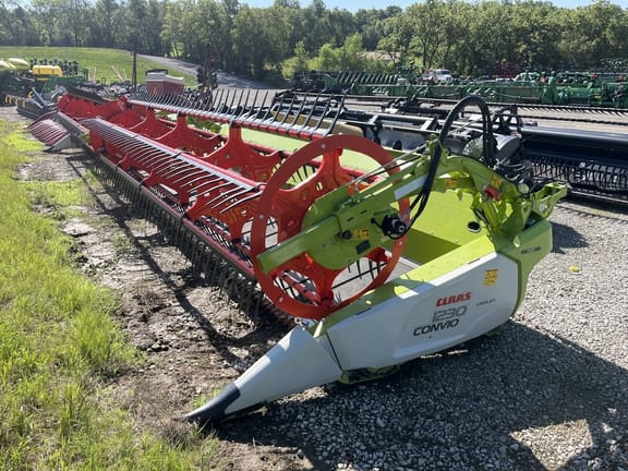 2023 CLAAS 1230 Convio Equipment Image0