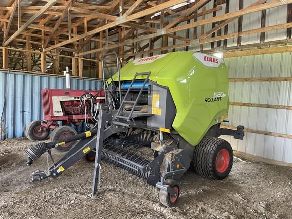 Image of CLAAS Rollant 520RF equipment image 1