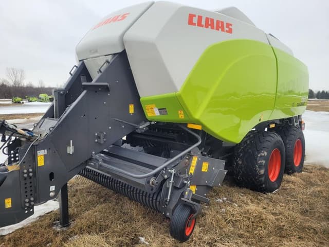 Image of CLAAS 5300 Quadrant equipment image 2